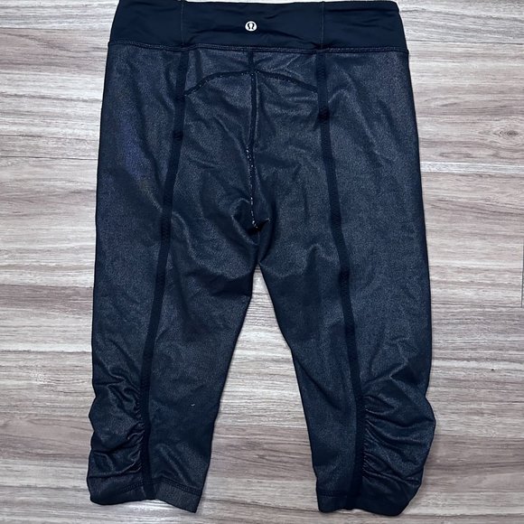Vintage Lululemon Ruched Run: Pace Crop Tight - Picture 6 of 6